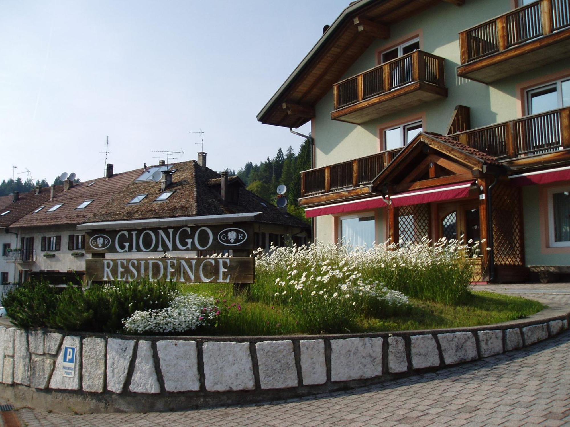 Giongo Residence - Appartamenti Lavarone Zewnętrze zdjęcie