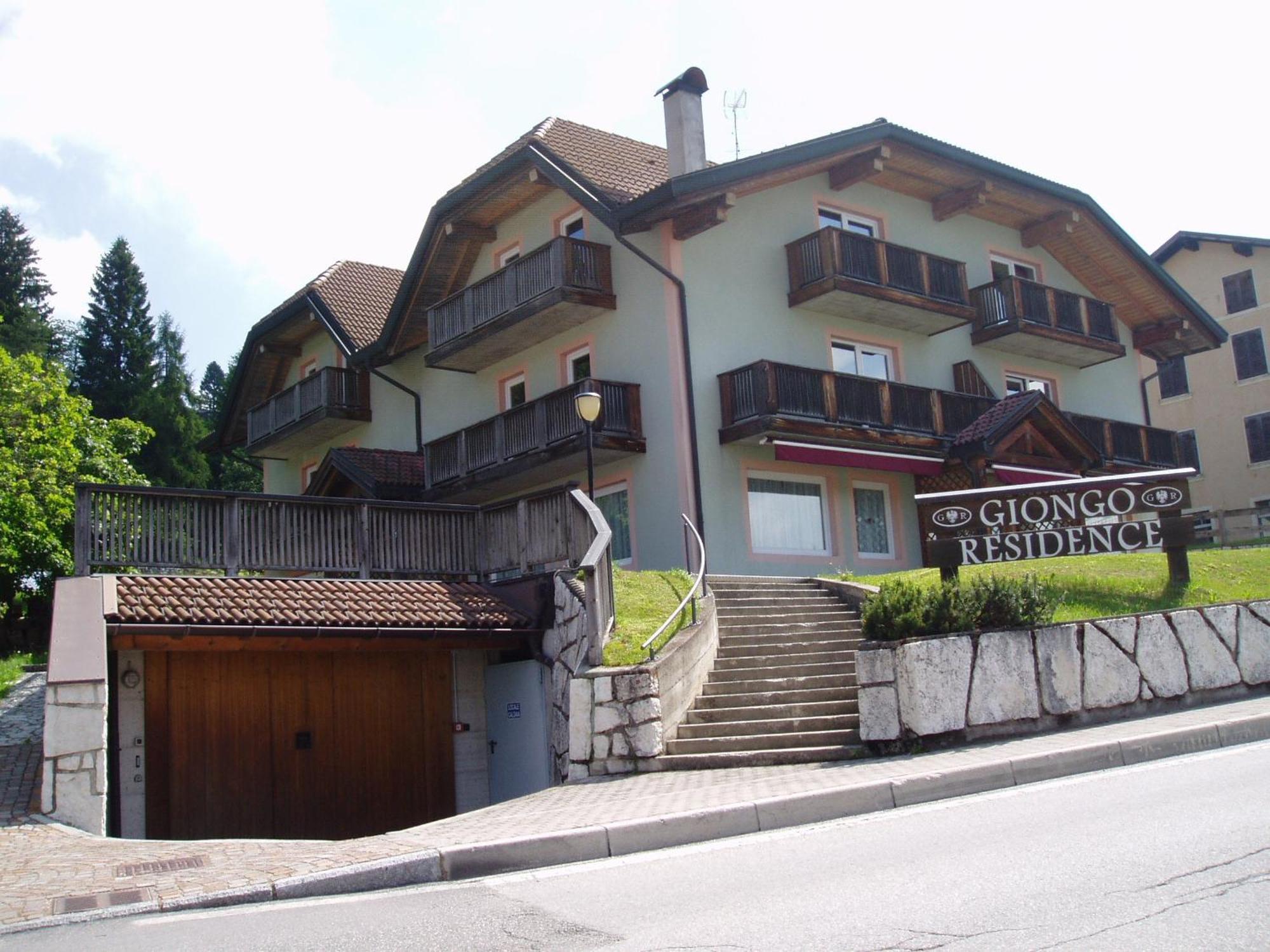 Giongo Residence - Appartamenti Lavarone Zewnętrze zdjęcie