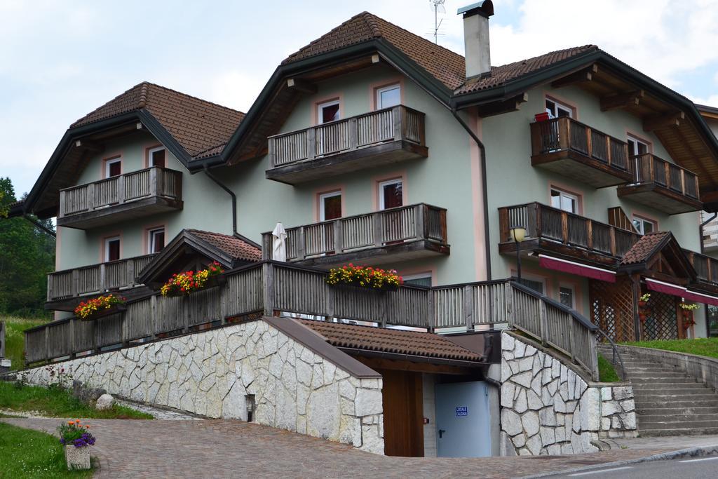 Giongo Residence - Appartamenti Lavarone Zewnętrze zdjęcie